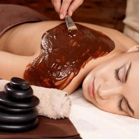 Massage Mit Sauna Jakuzzi ゲストハウス